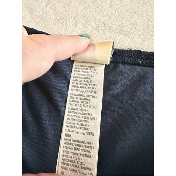 Abercrombie and Fitch dark navy blue lace trim, bikini bottom size large ￼ - Picture 3 of 3